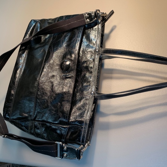 Black leather Coach diaper bag - Picture 4 of 9